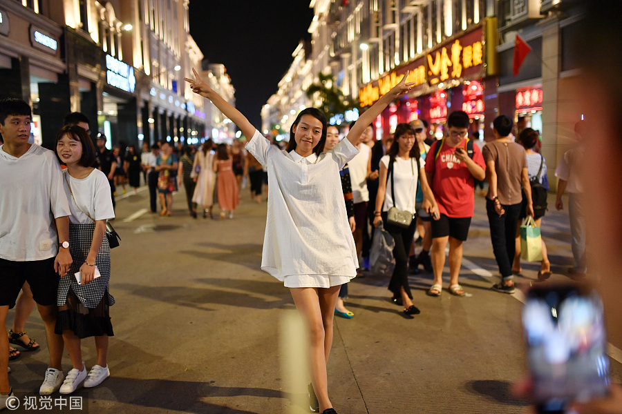 春節(jié)不知道去哪玩？國內(nèi)十大熱門城市走起！（組圖）